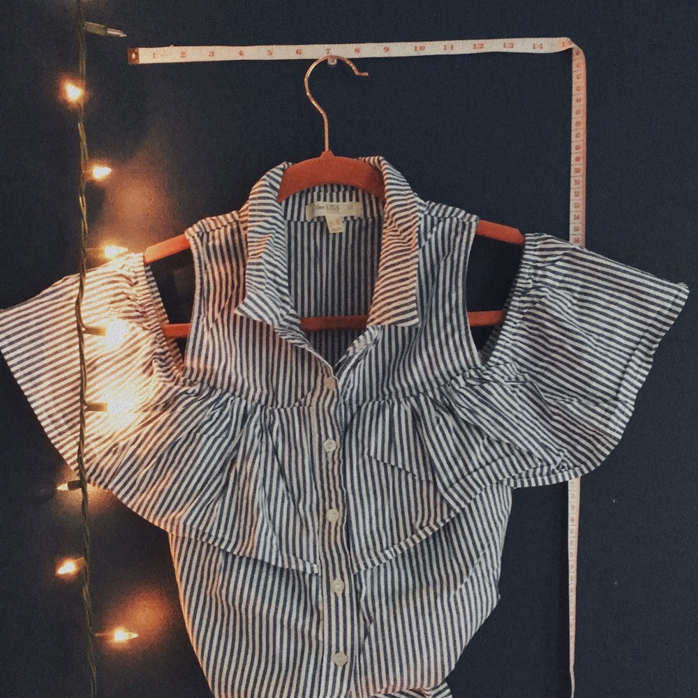 Off-Shoulder Classic Casual Shirt